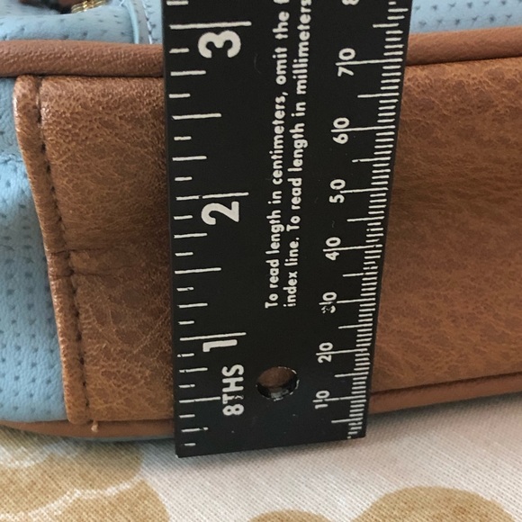 Bueno Shoulder Bag - Picture 11 of 13